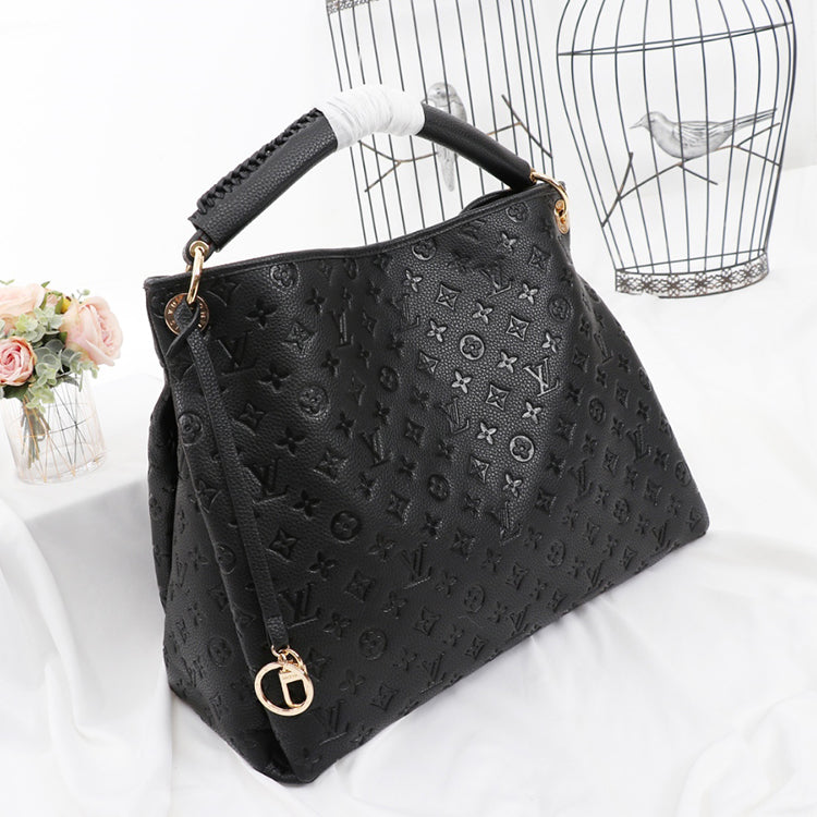 2E23BDE Stylish leather bag