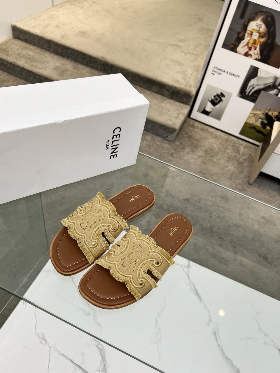255QA25ZDE Stylish leather shoes