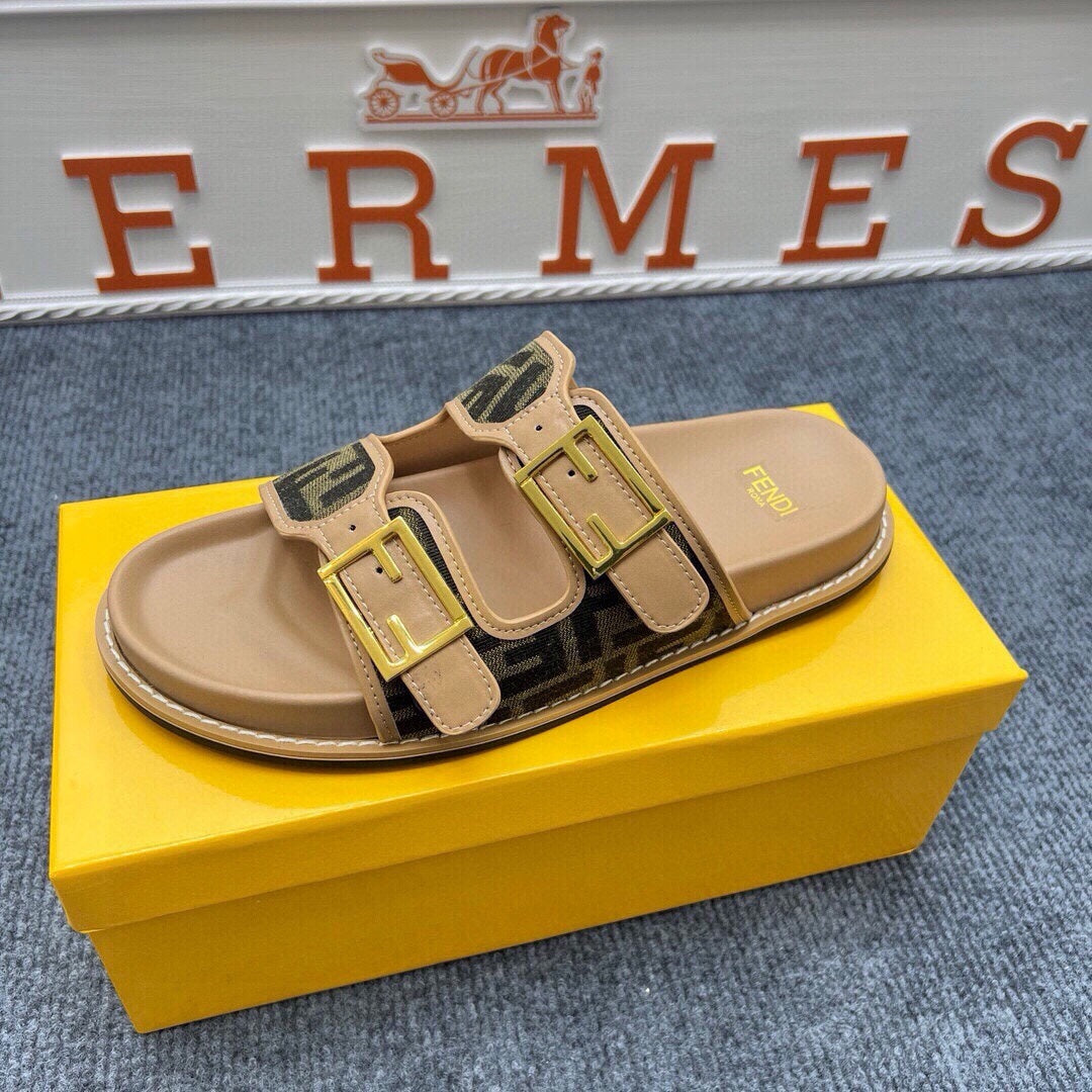 54F38ZDE Stylish slippers
