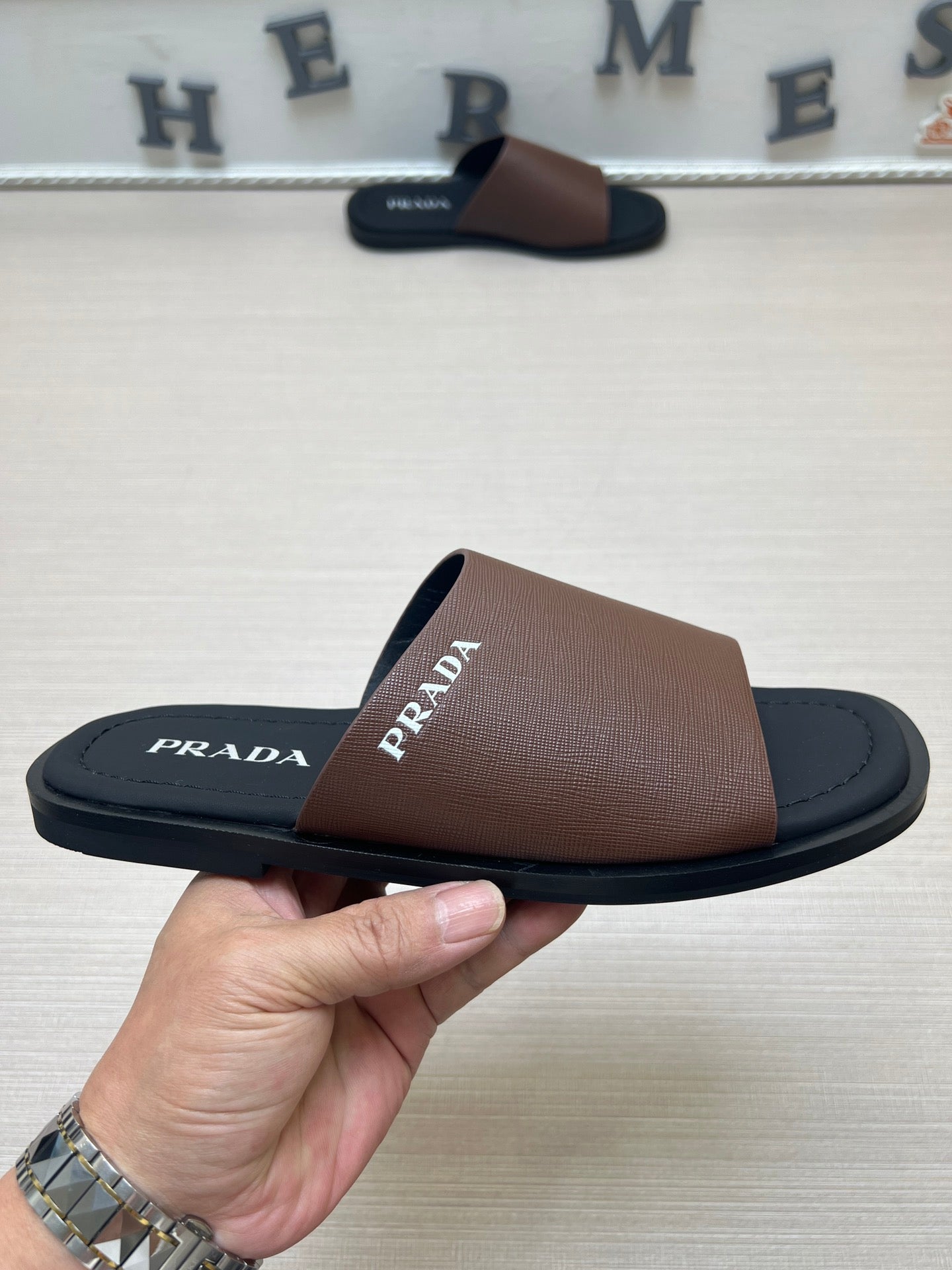 54PD76ZDE Stylish slippers