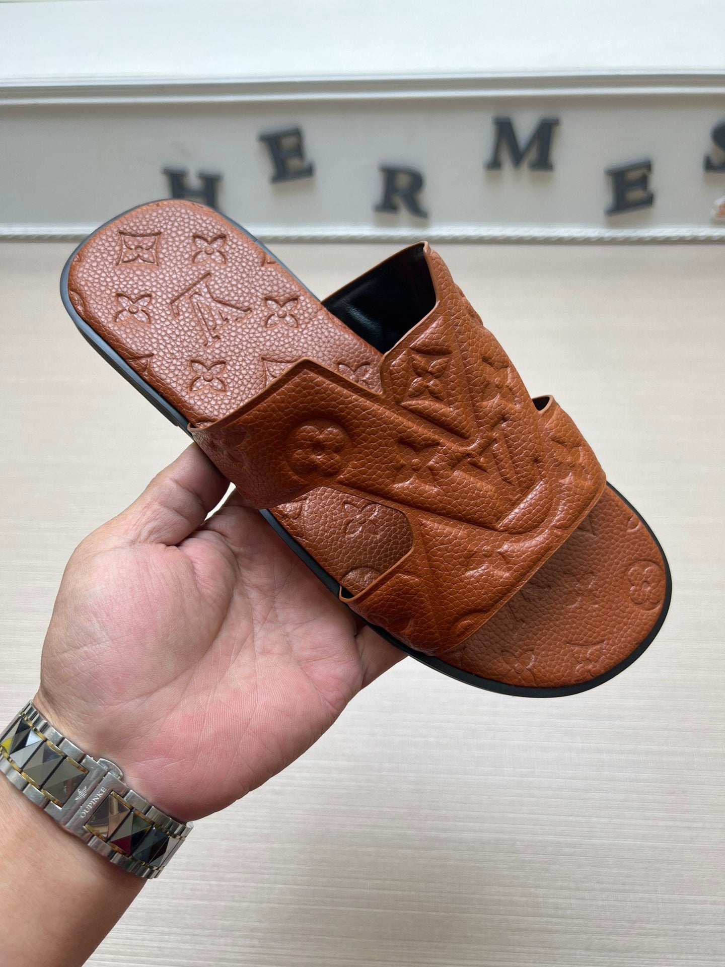 54E34ZDE Stylish slippers