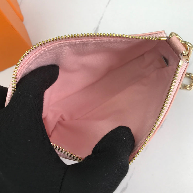 1E043BDE Stylish leather bag
