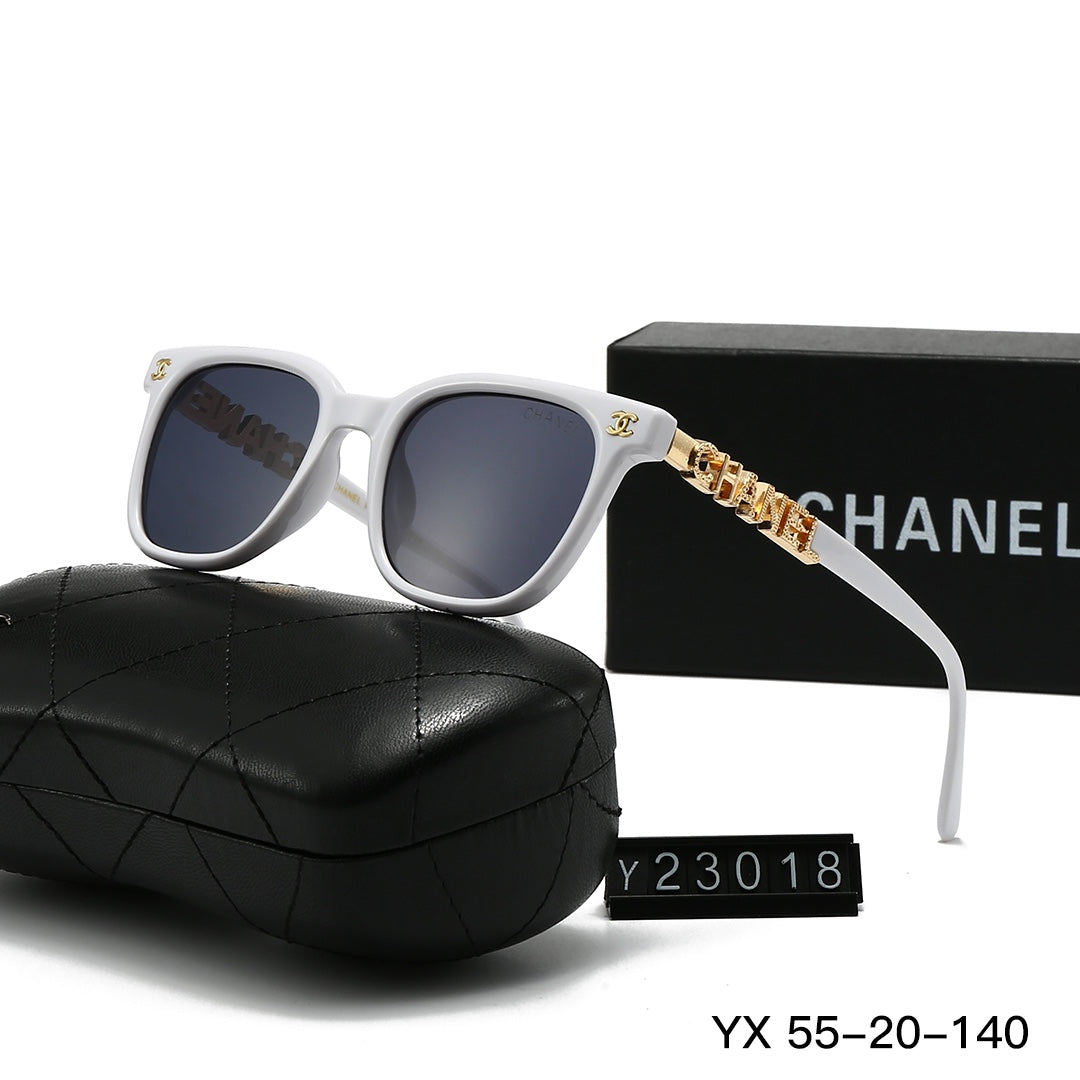 125WC210TDE Stylish Sunglasses