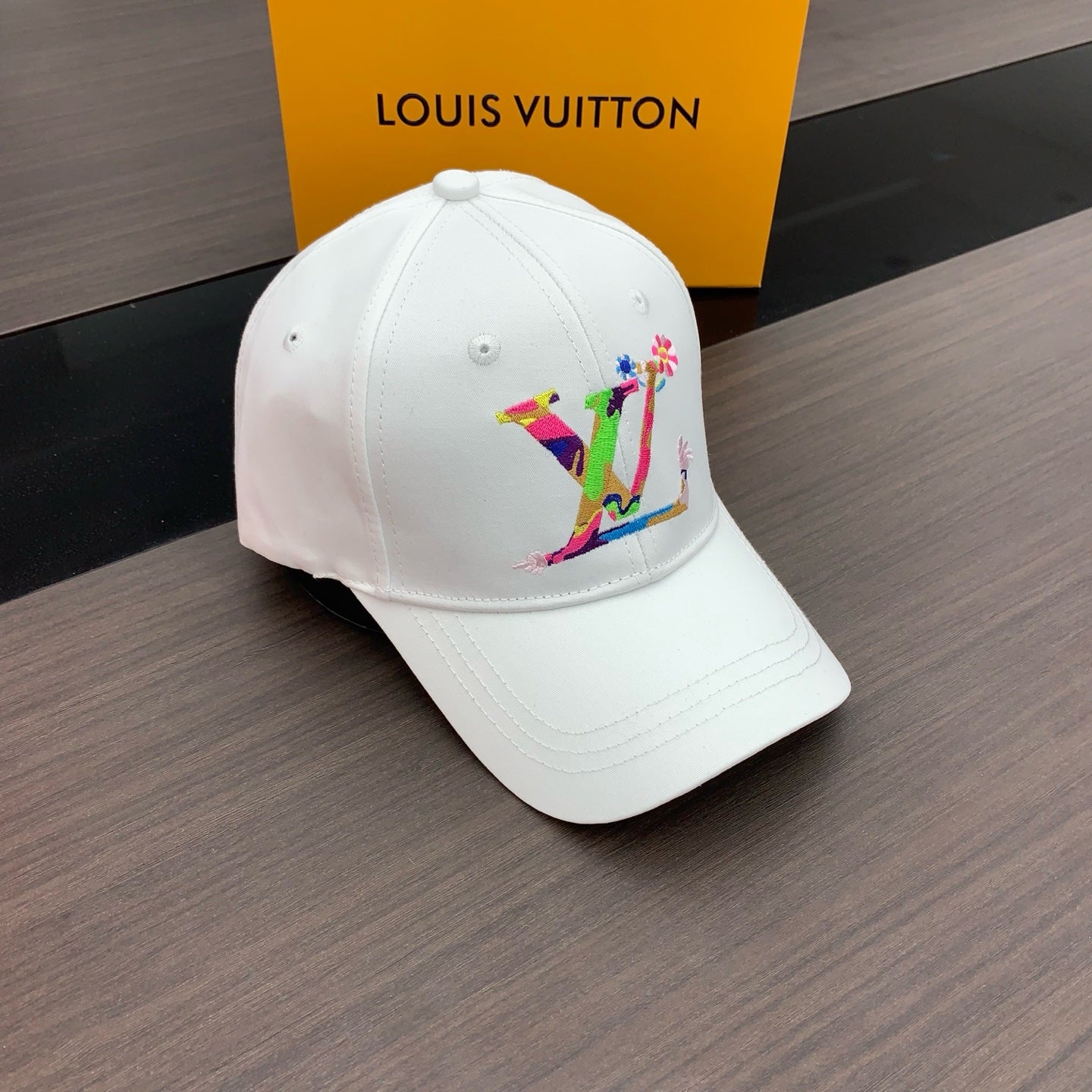 125ZE517MDE Stylish hats