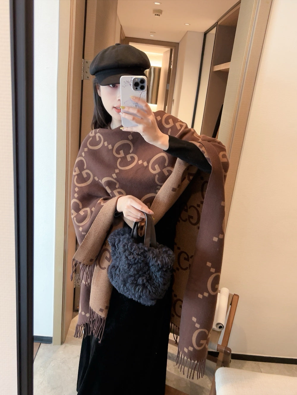 185ZB51WDE Stylish cape
