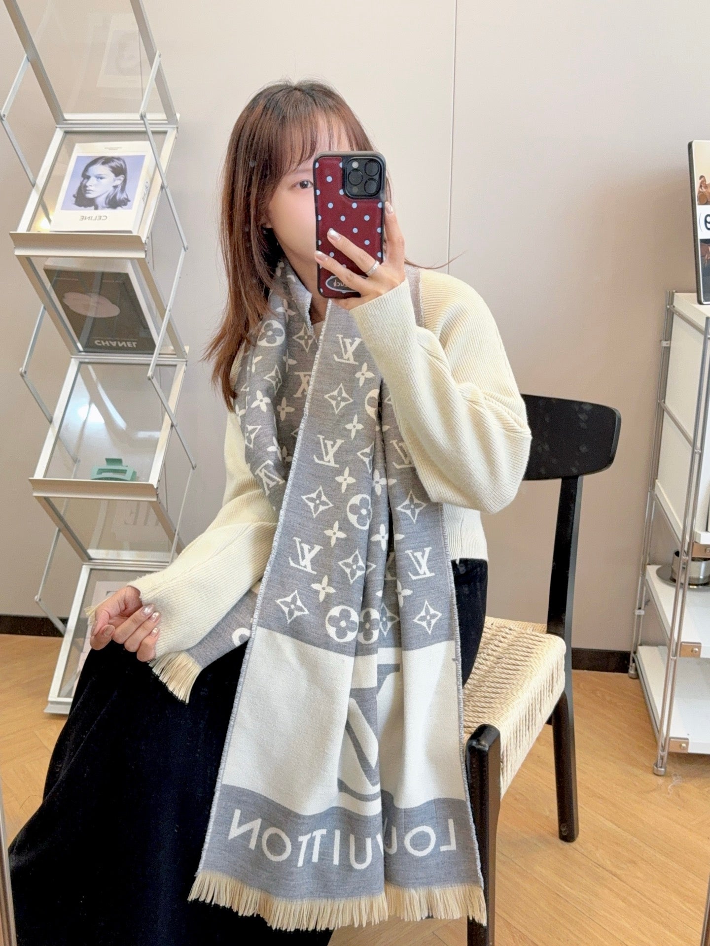 175RE40WDE Stylish Winter Scarves