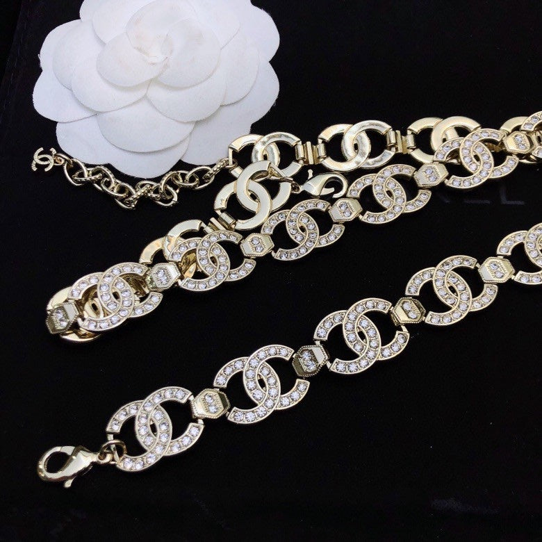 1C19XDE Stylish Bracelets