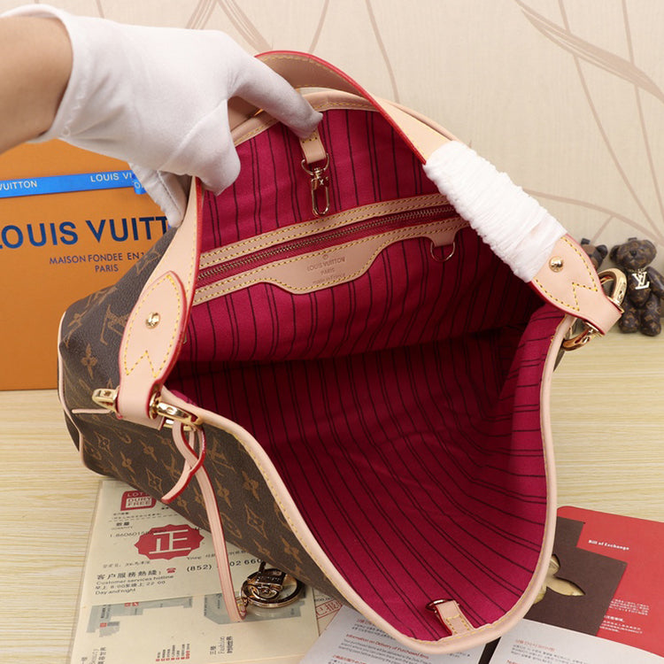 1E86BDE Stylish leather bag