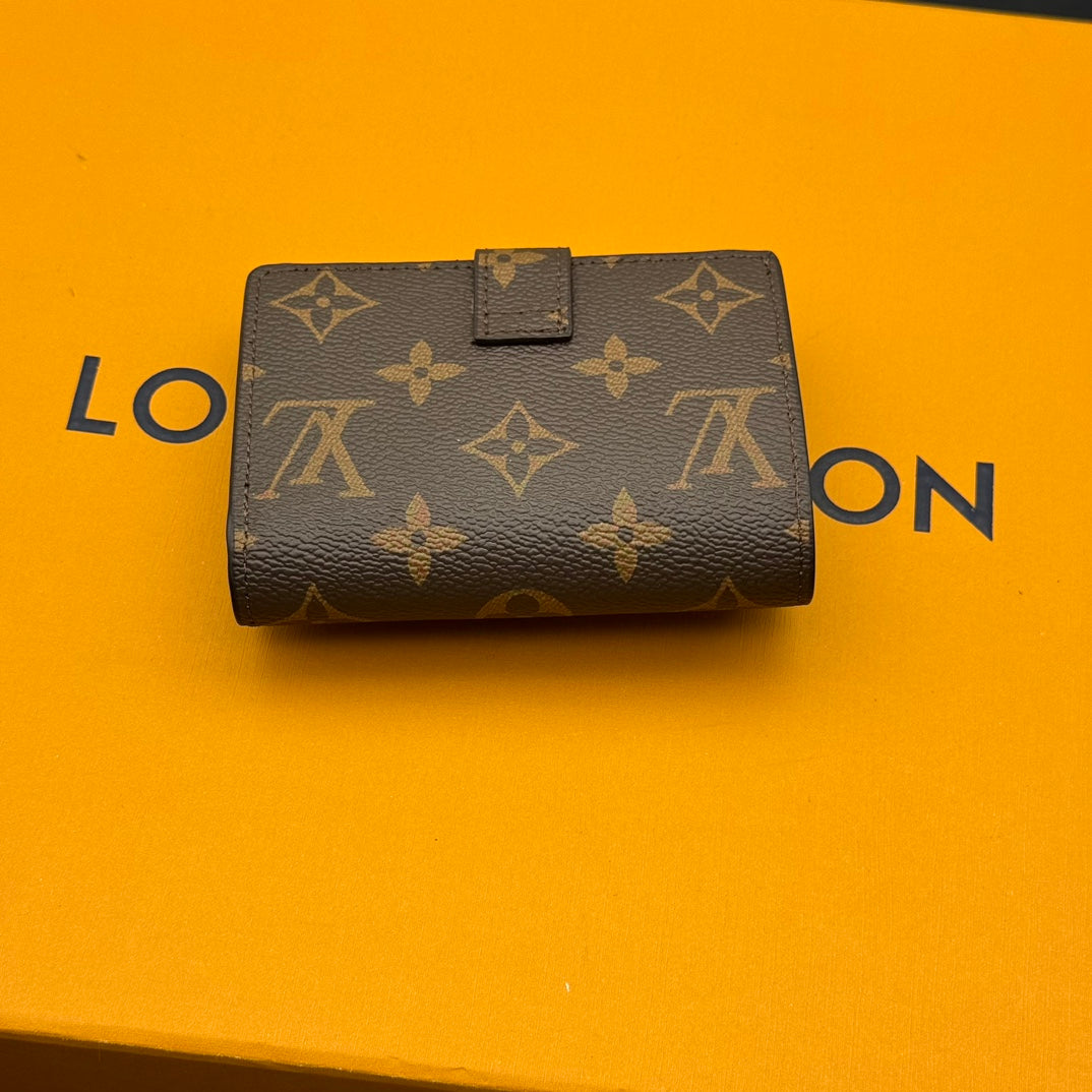 155NE82BDE Stylish leather bag