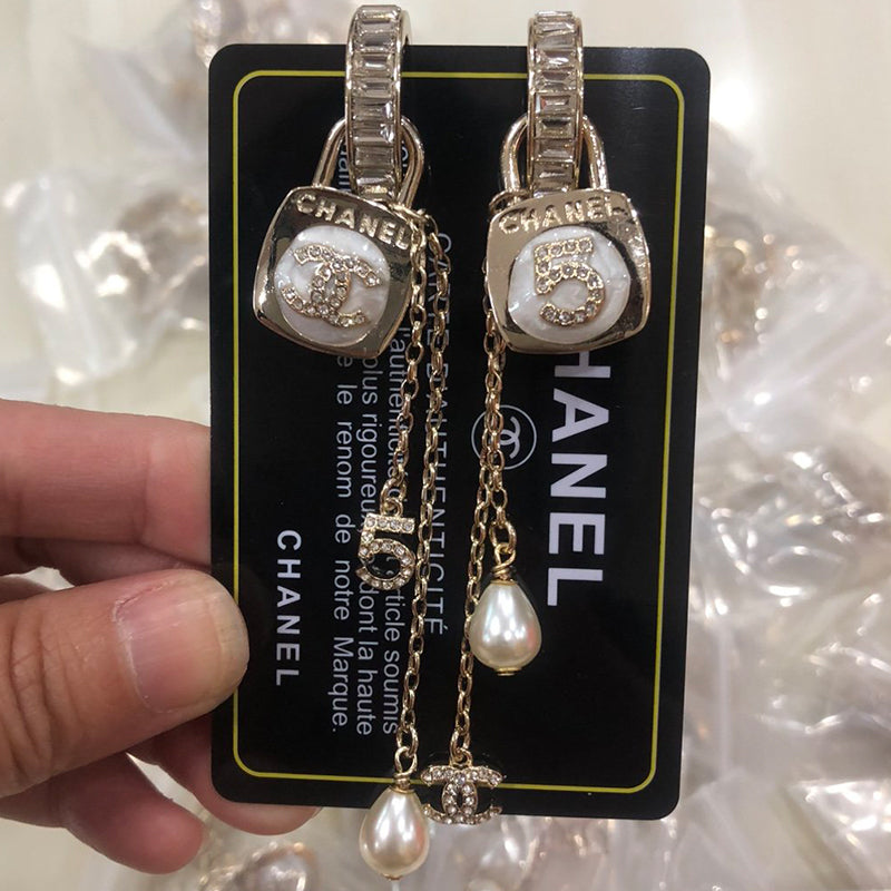 1NC129EDE Stylish Earrings