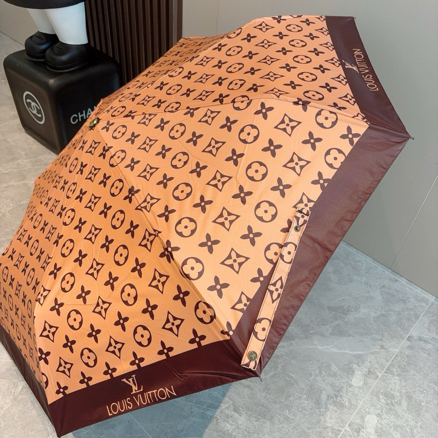 15RE140SDE Stylish UV resistant umbrella