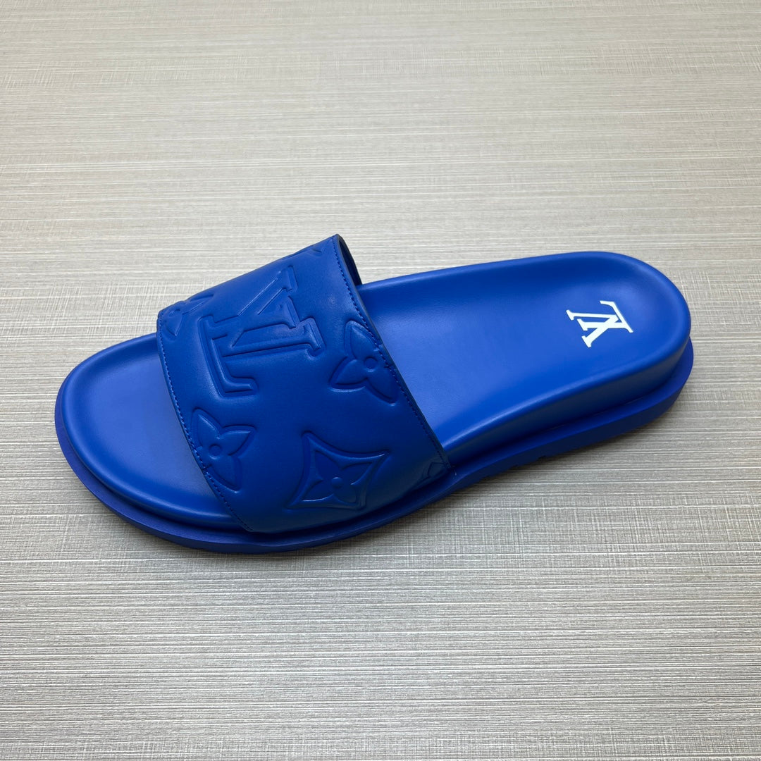 54E3ZDE Stylish slippers