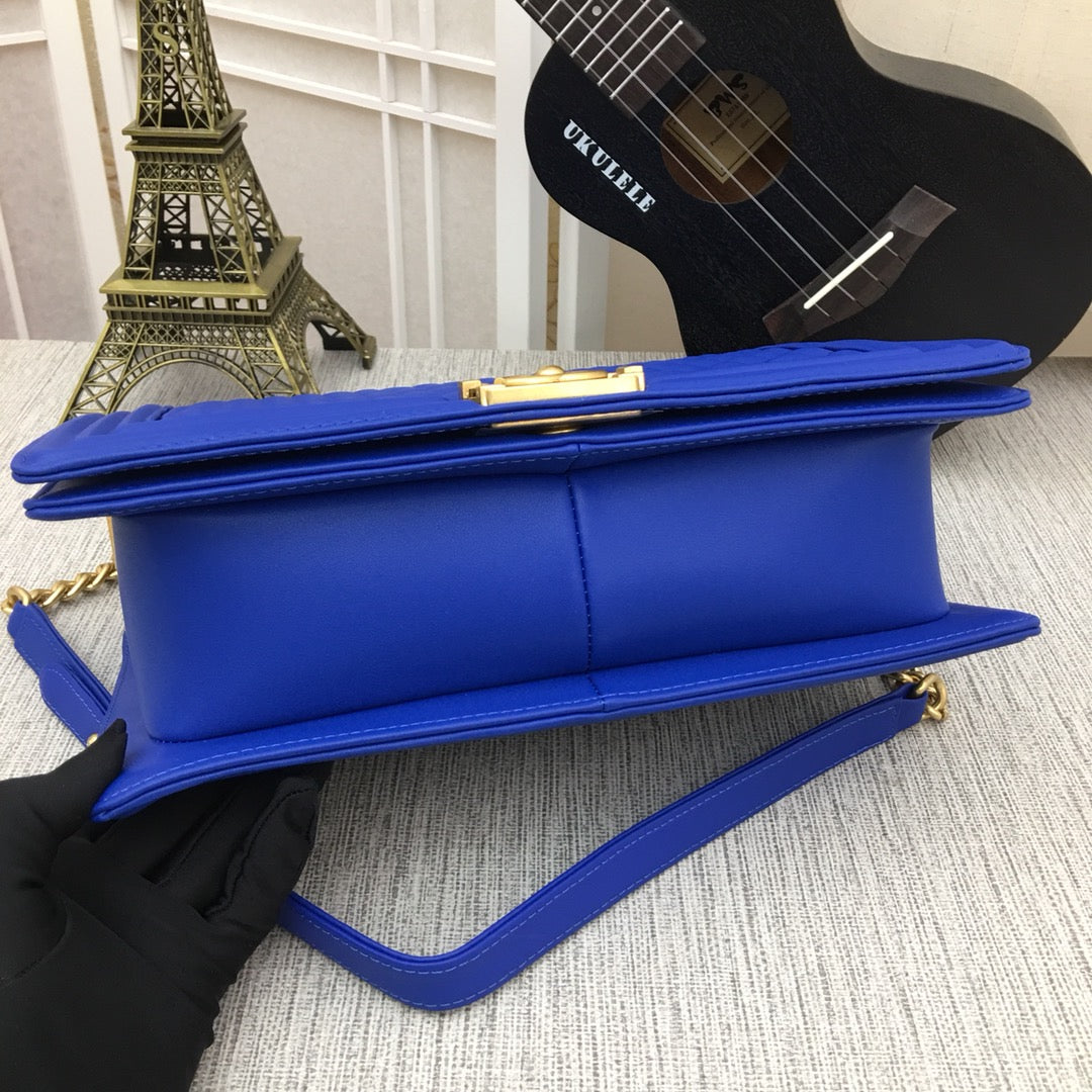 5C60BDE Stylish leather bag
