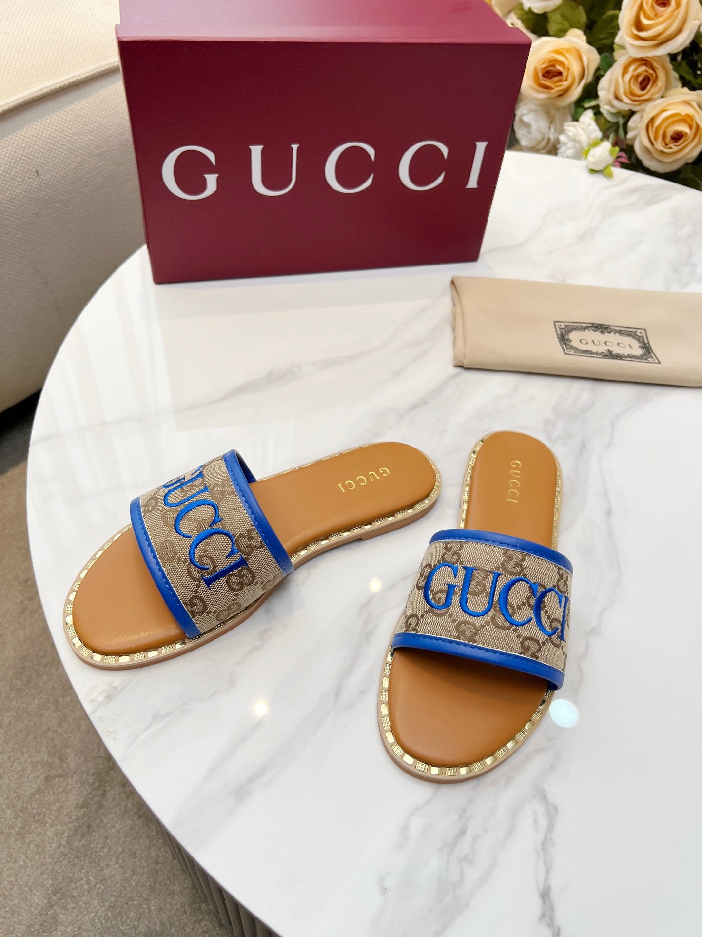 255QB29ZDE Stylish leather Slippers