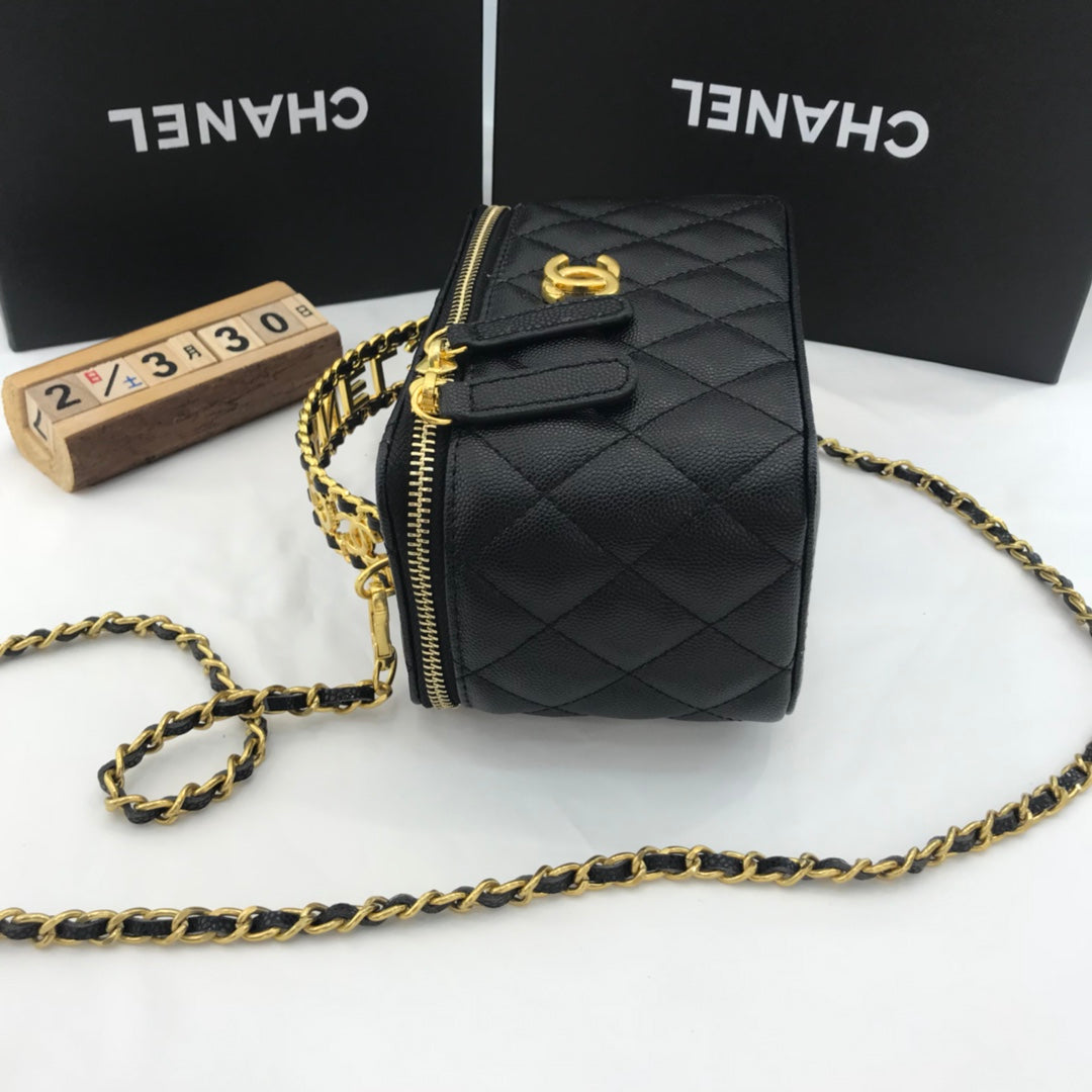 155XC28BDE Stylish leather bag