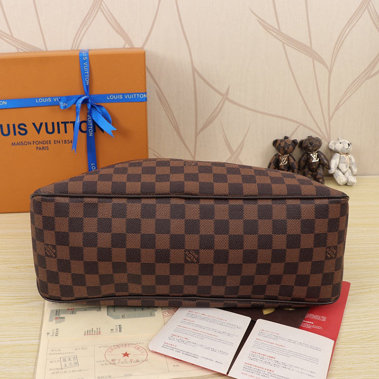 1E86BDE Stylish leather bag