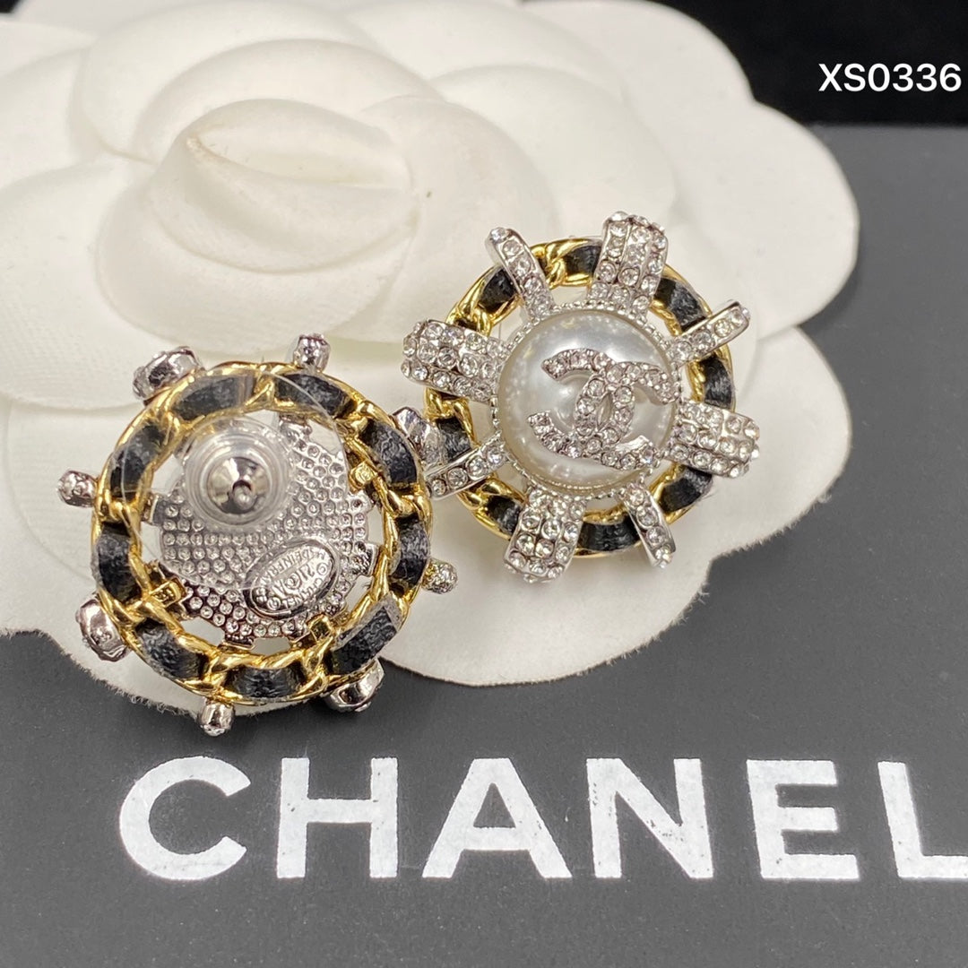 1YC42EDE Stylish Earrings