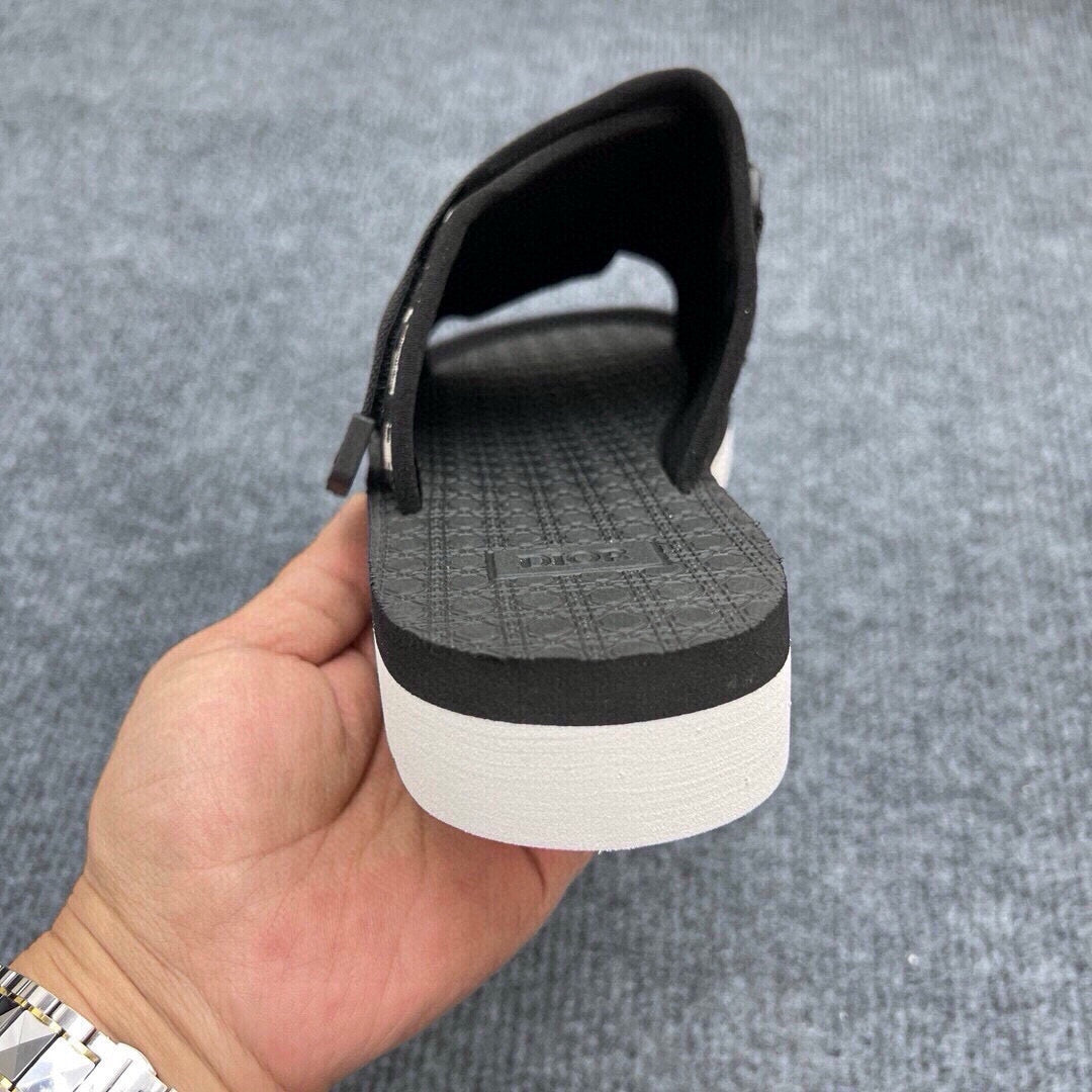 535ZD305ZDE Stylish Slippers