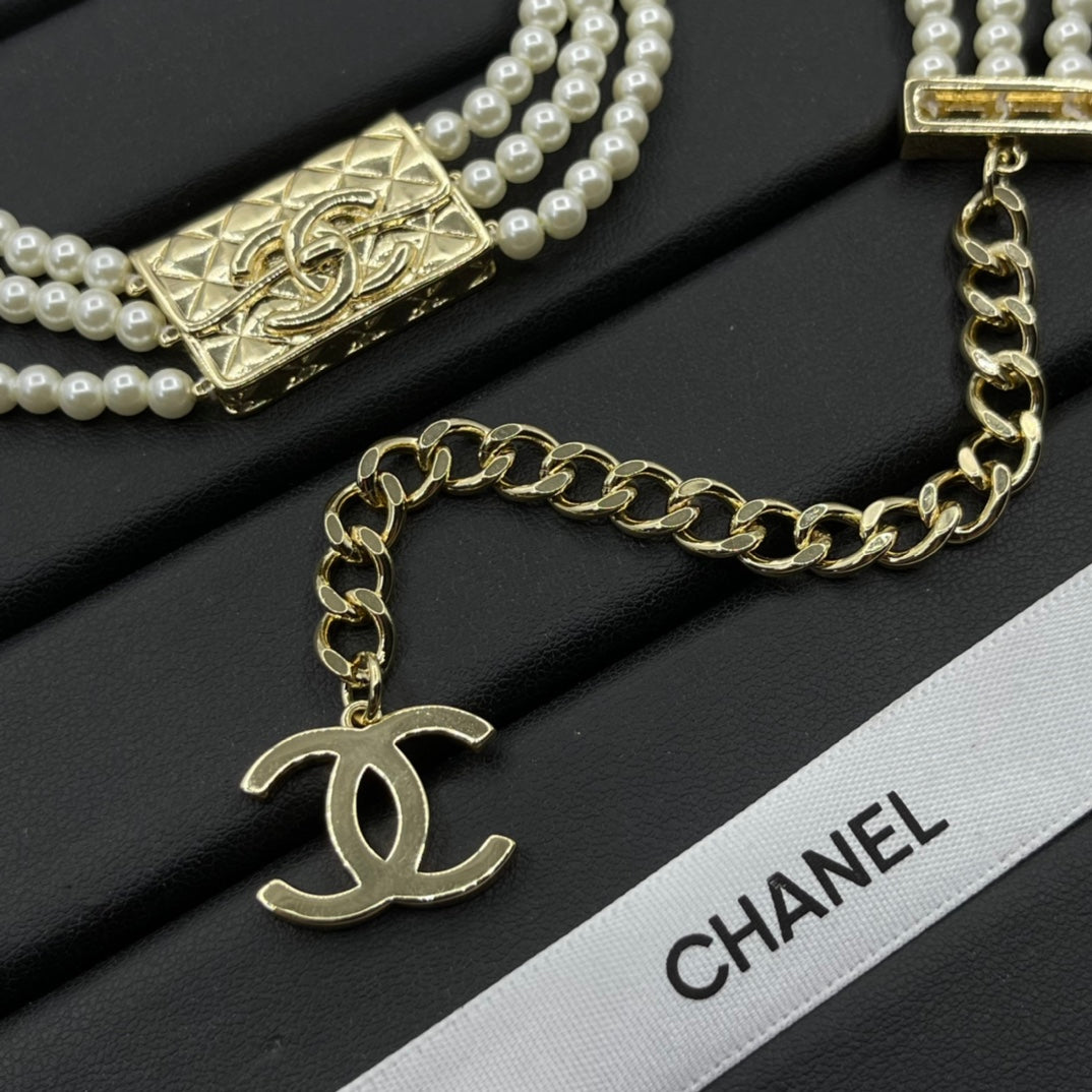 14C925XDE Stylish Necklaces