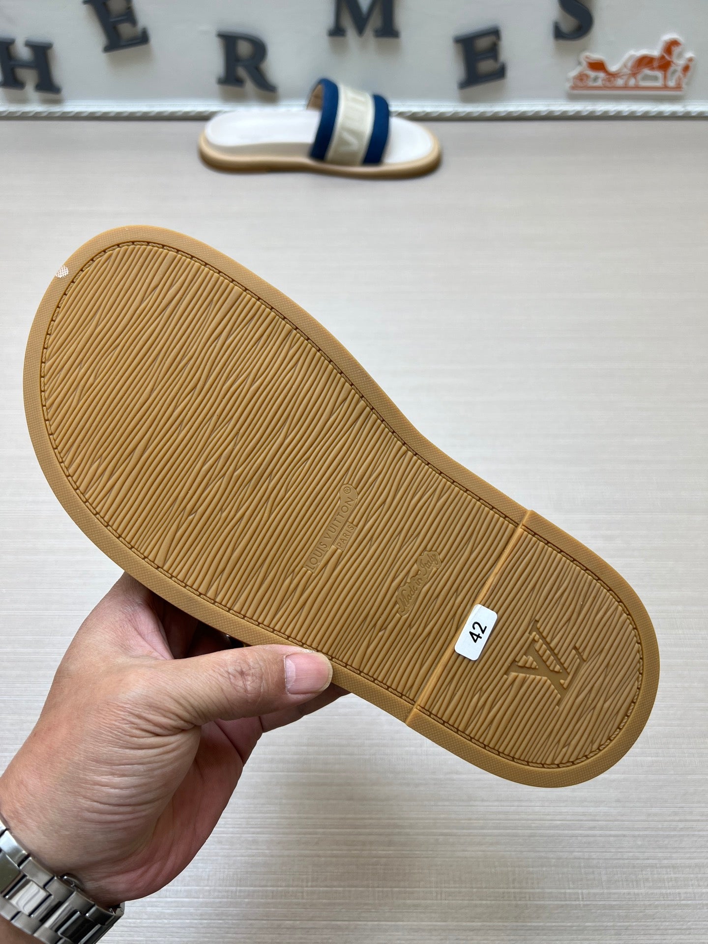 535ZE301ZDE Stylish Slippers