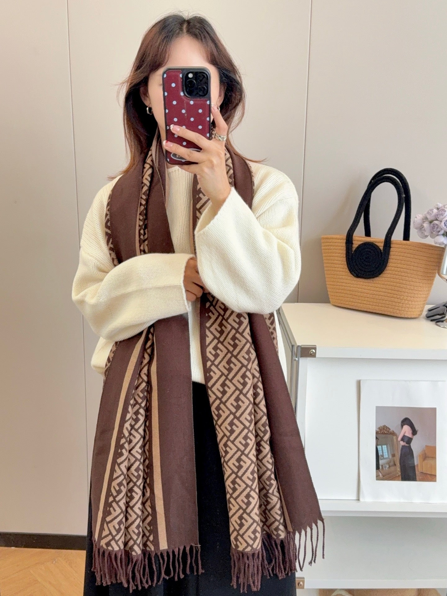 185ZF60WDE Stylish Winter Scarves