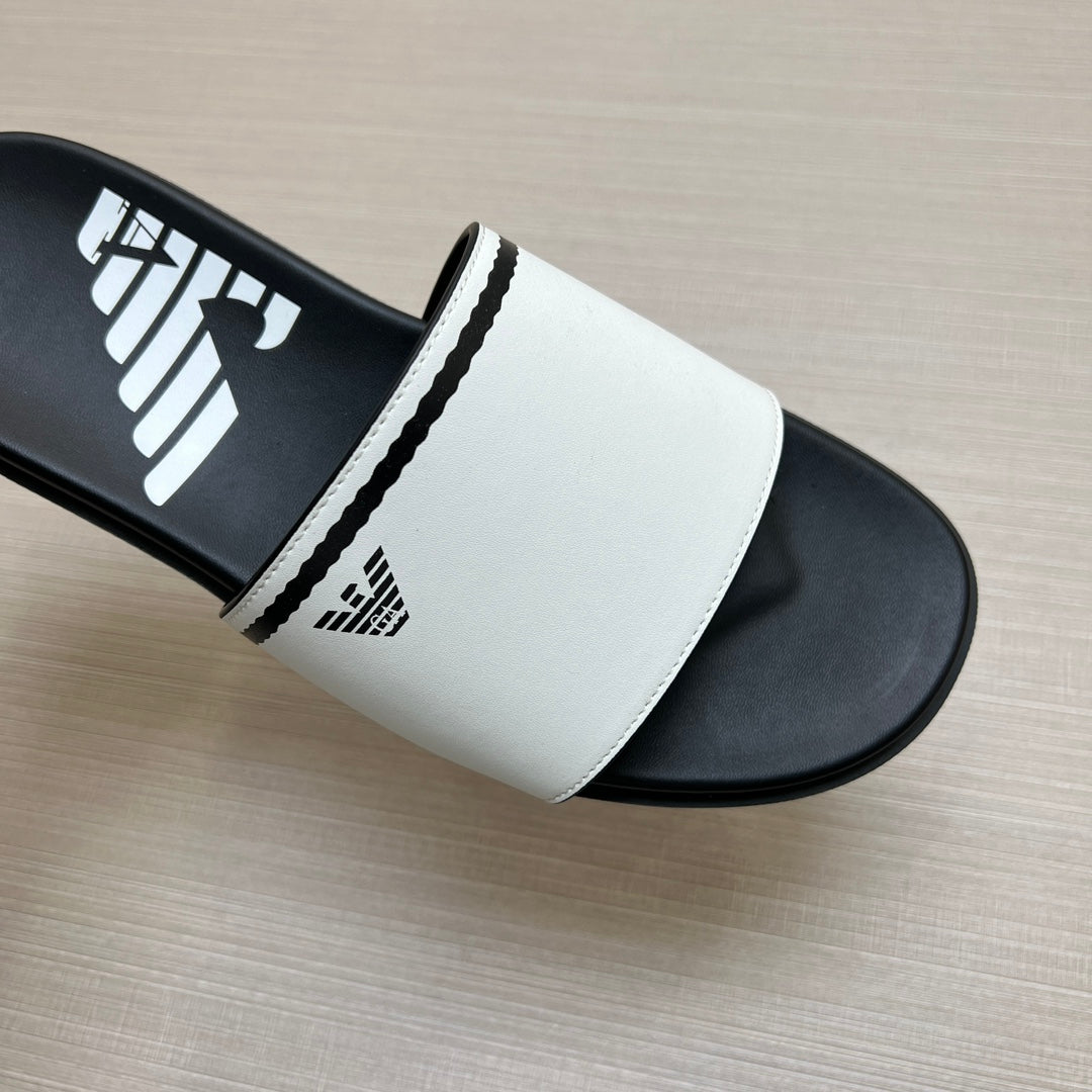 54A103ZDE Stylish slippers