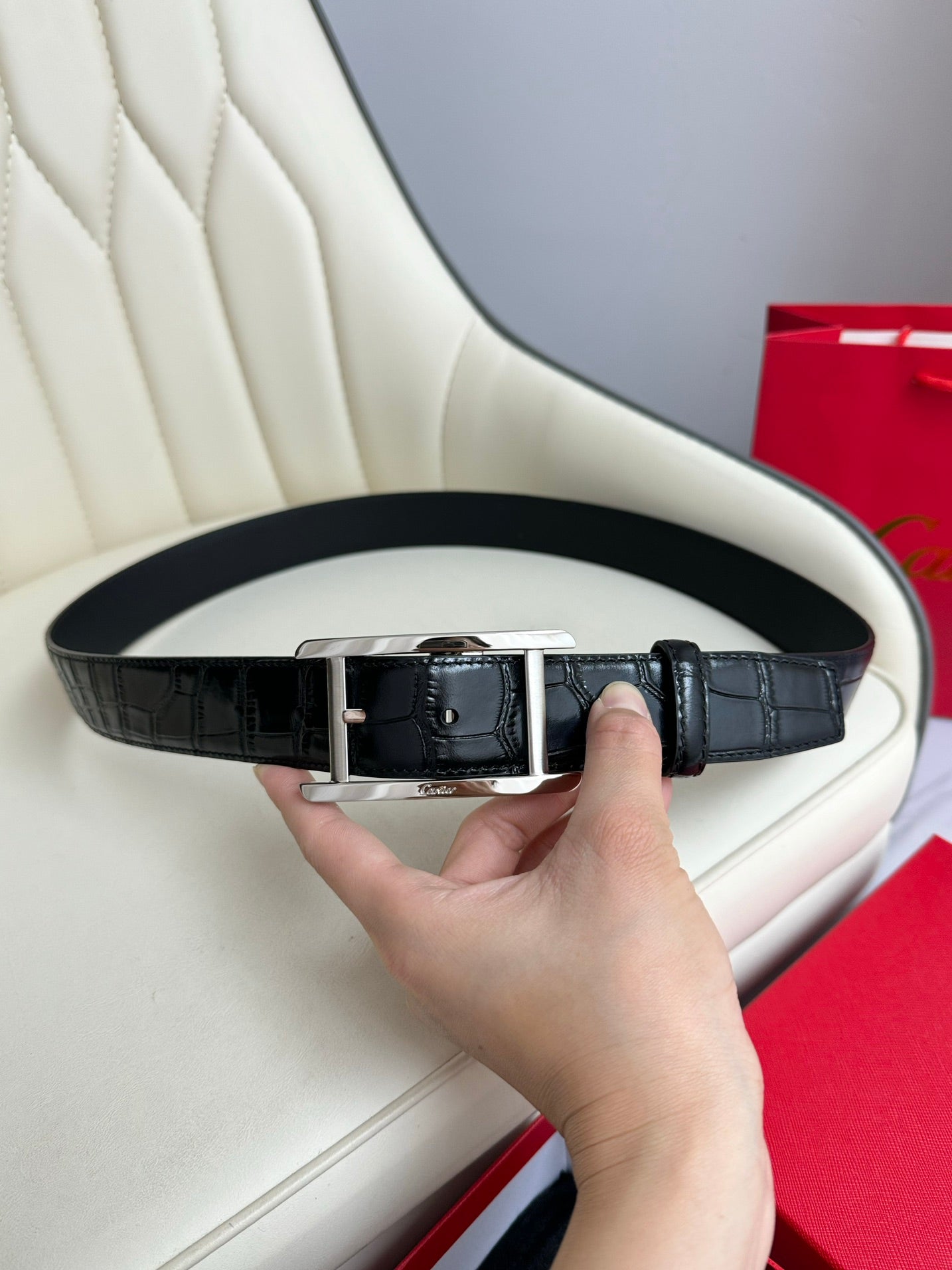 1WK172PDE Stylish High quality belt With full package