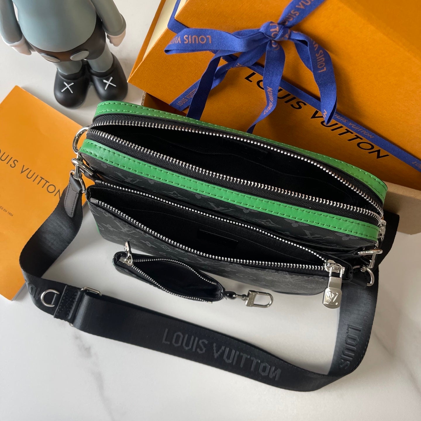 15RE36BDE Stylish bag