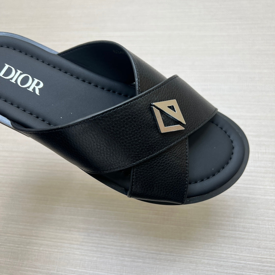54D77ZDE Stylish slippers