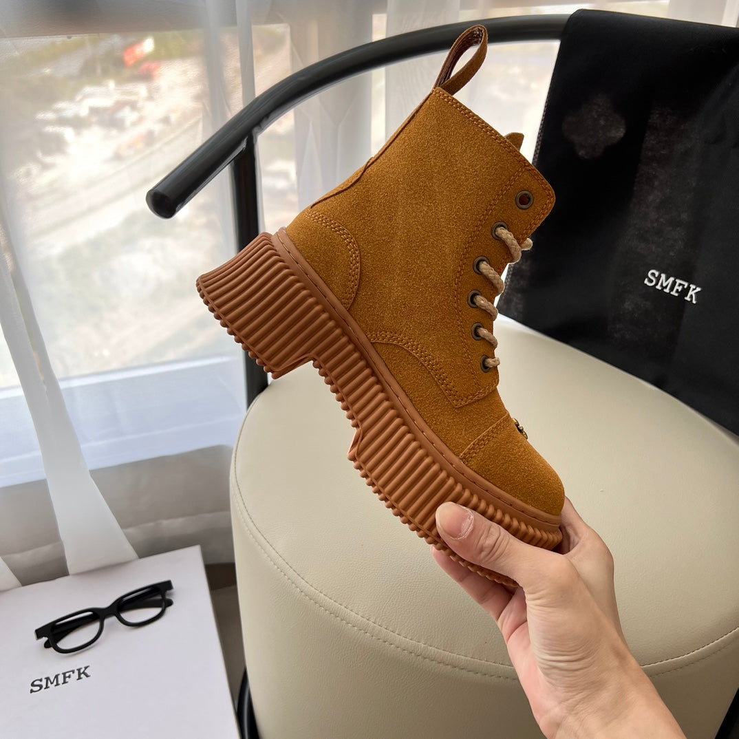 1JA18ZDE Stylish boots