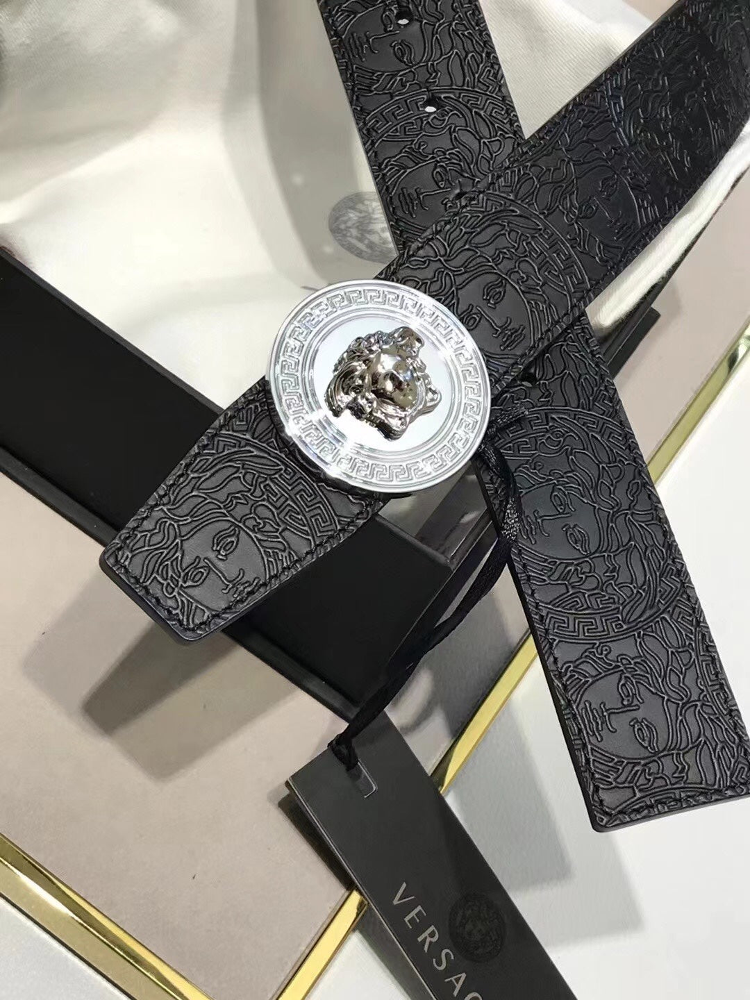 14V89PDE Stylish High quality belt With full package