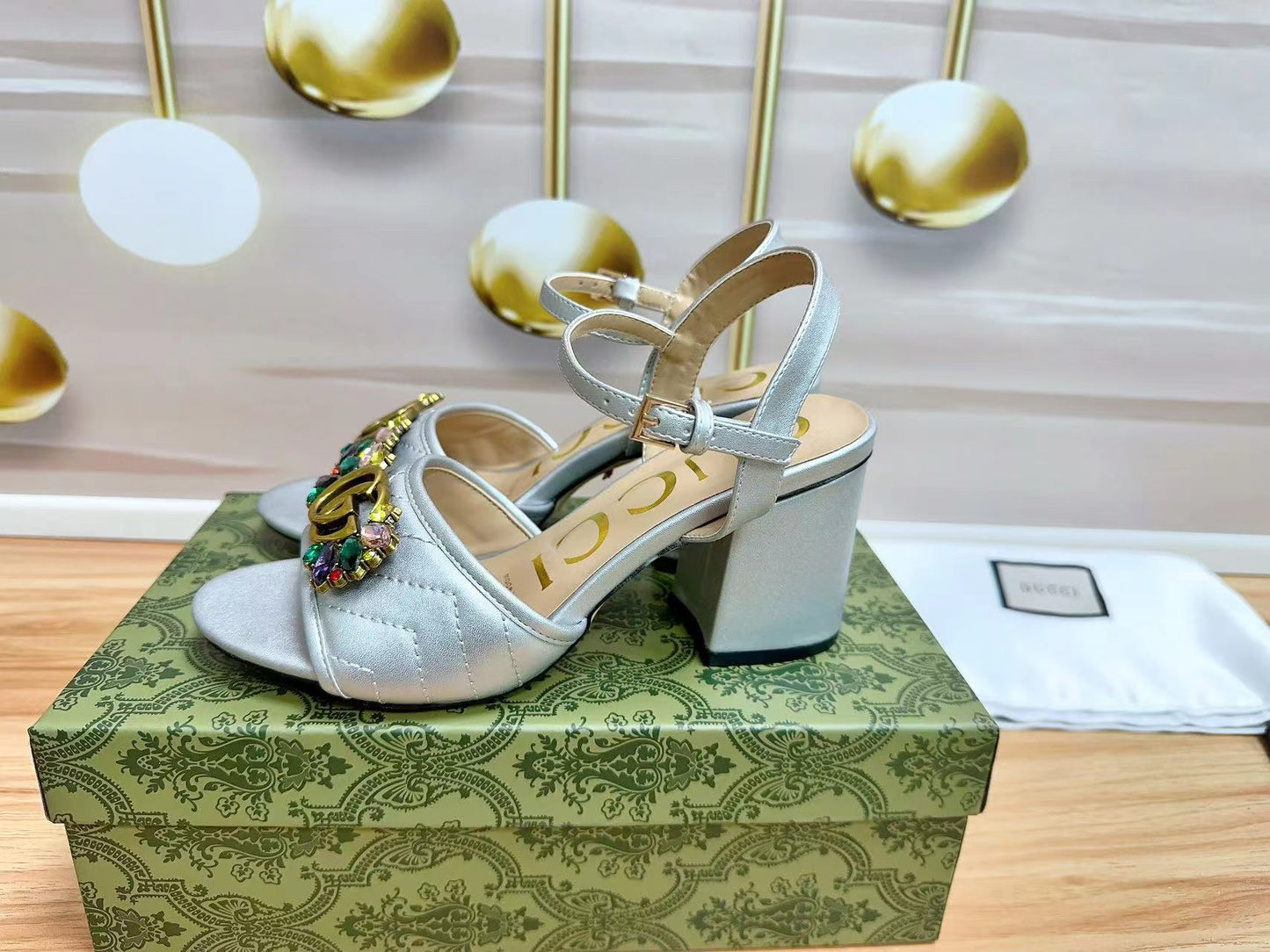 14B183ZDE Stylish High heels Heel height 7cm