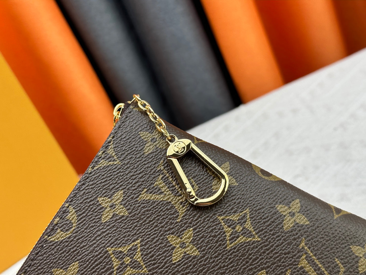 195NE10BDE Stylish Wallets