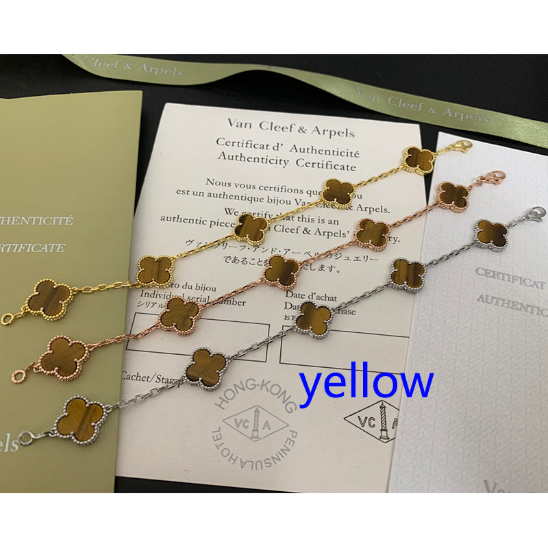 5XVA180KDE Stylish bracelets 5 flowers normal size1.5cm flower