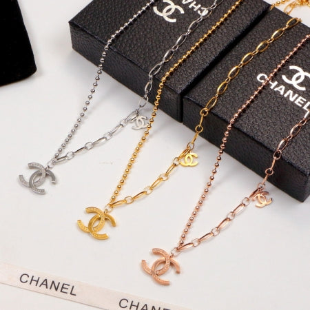 2C11XDE Stylish Necklaces