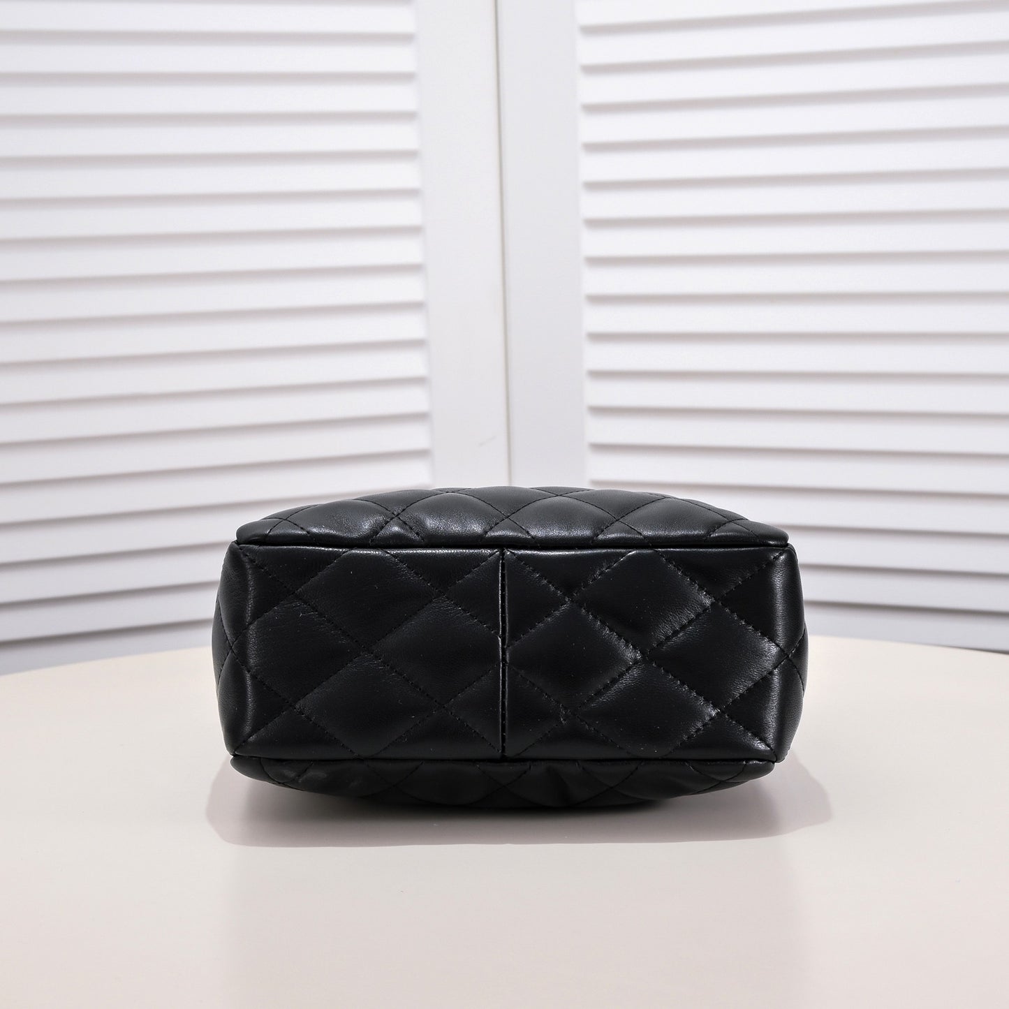 XC5BDE Stylish leather bag