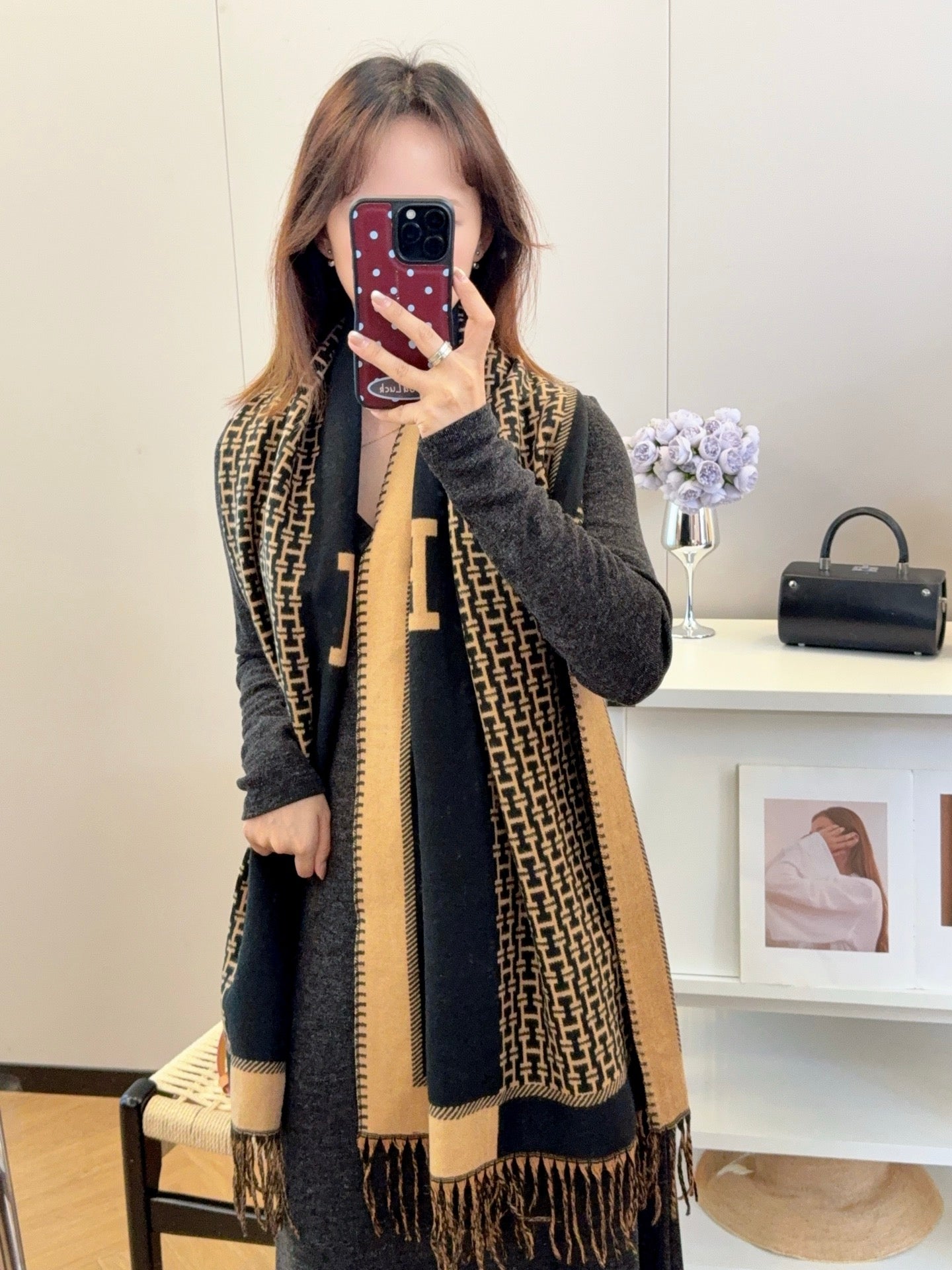 185ZH65WDE Stylish Winter Scarves