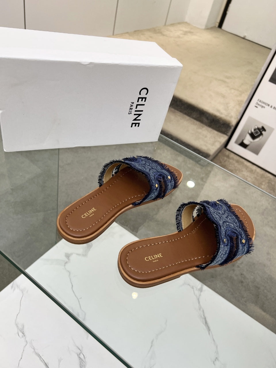 255QA25ZDE Stylish leather shoes