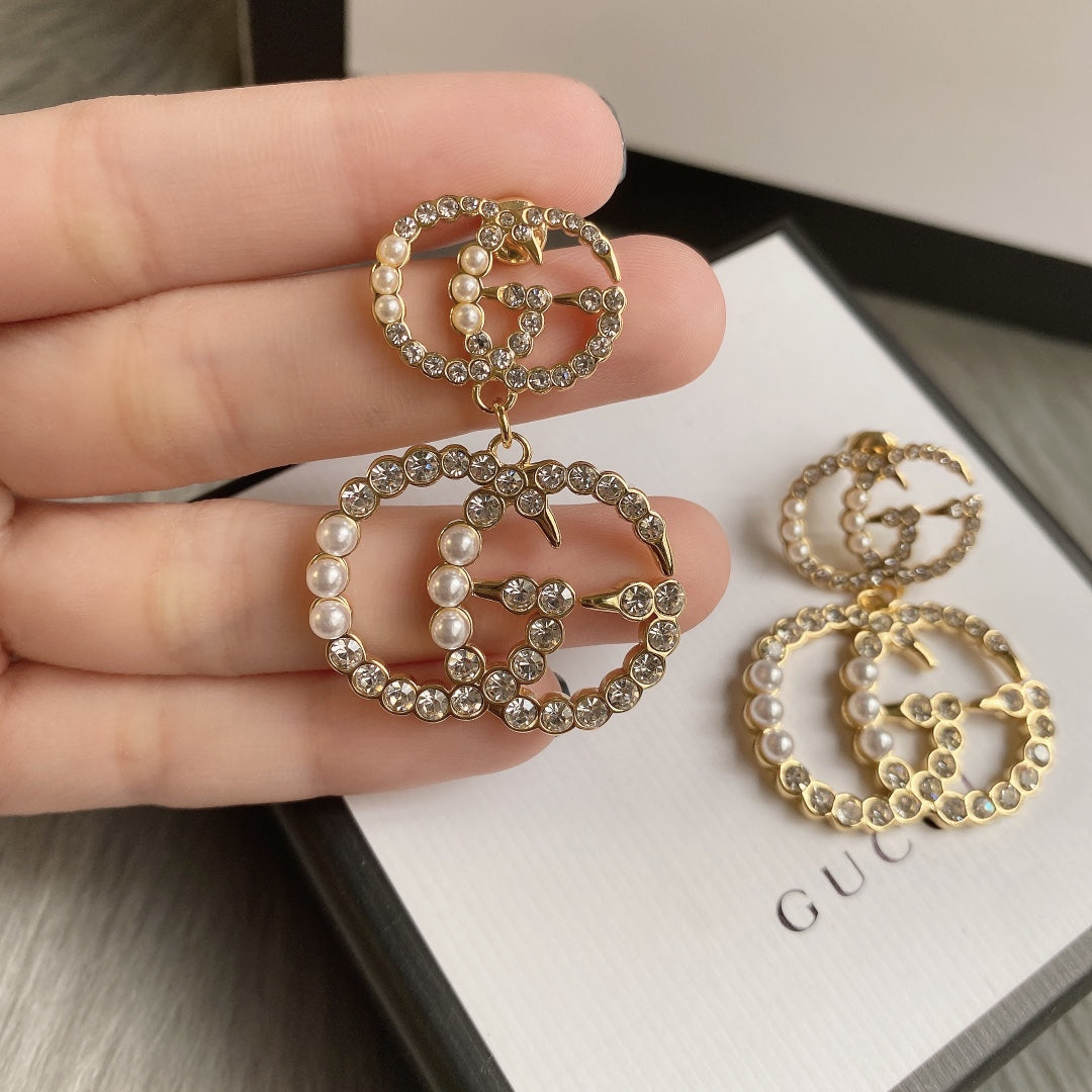 14B1036EDE Stylish Earrings