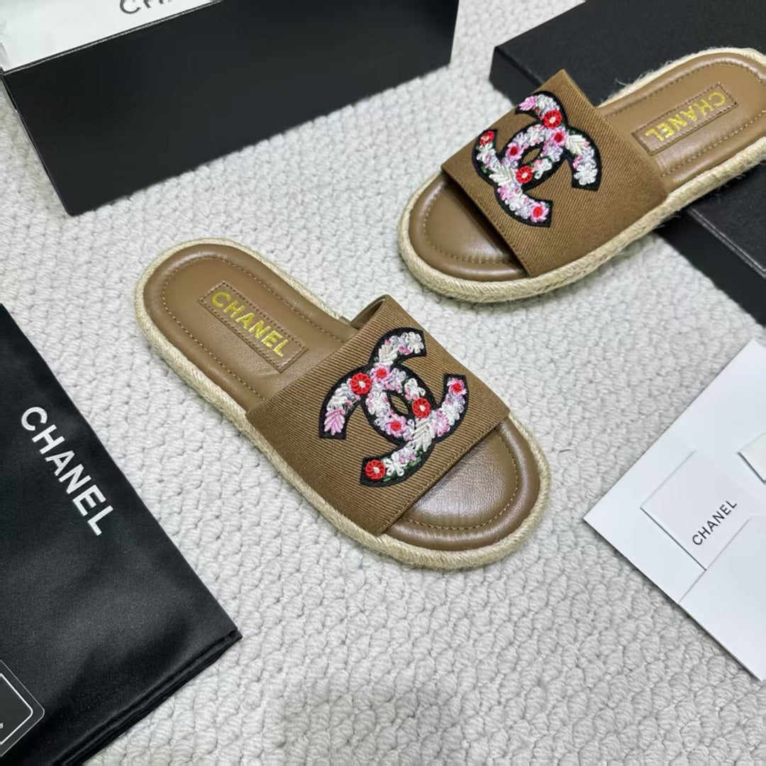 255QC43ZDE Stylish leather shoes