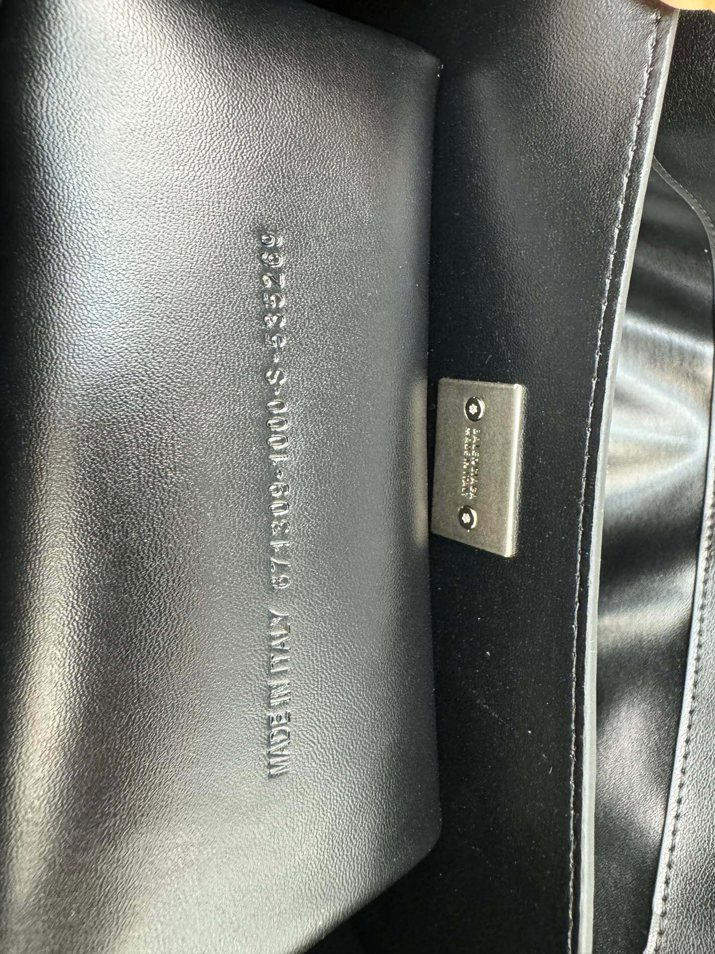 15XJ4BDE Stylish leather bag