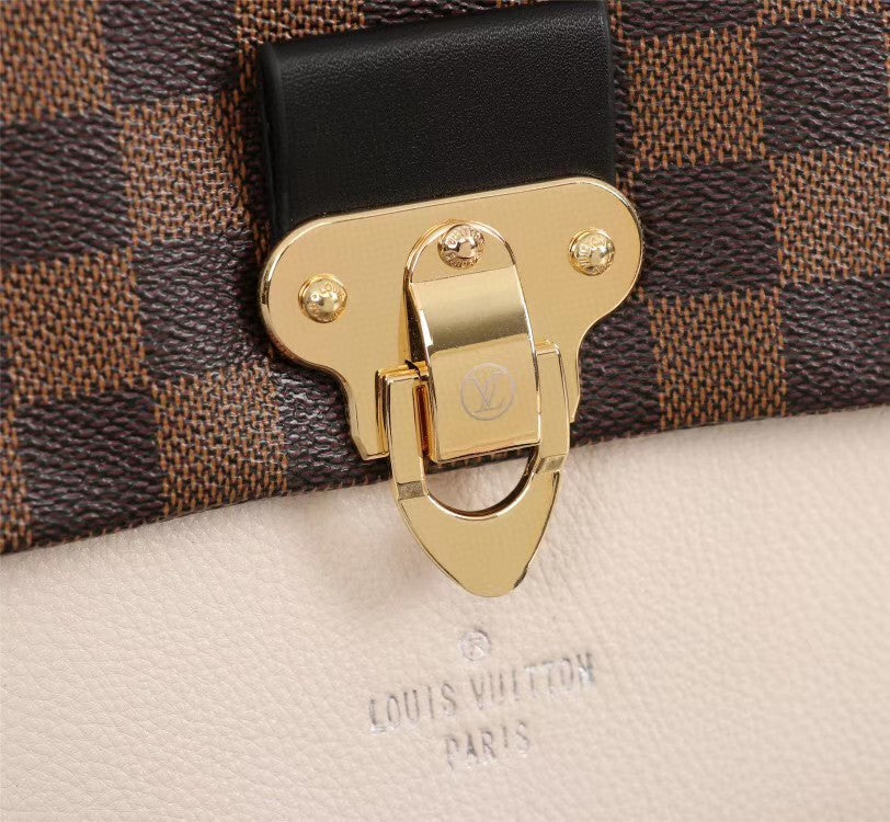 2XE52BDE Stylish leather bag