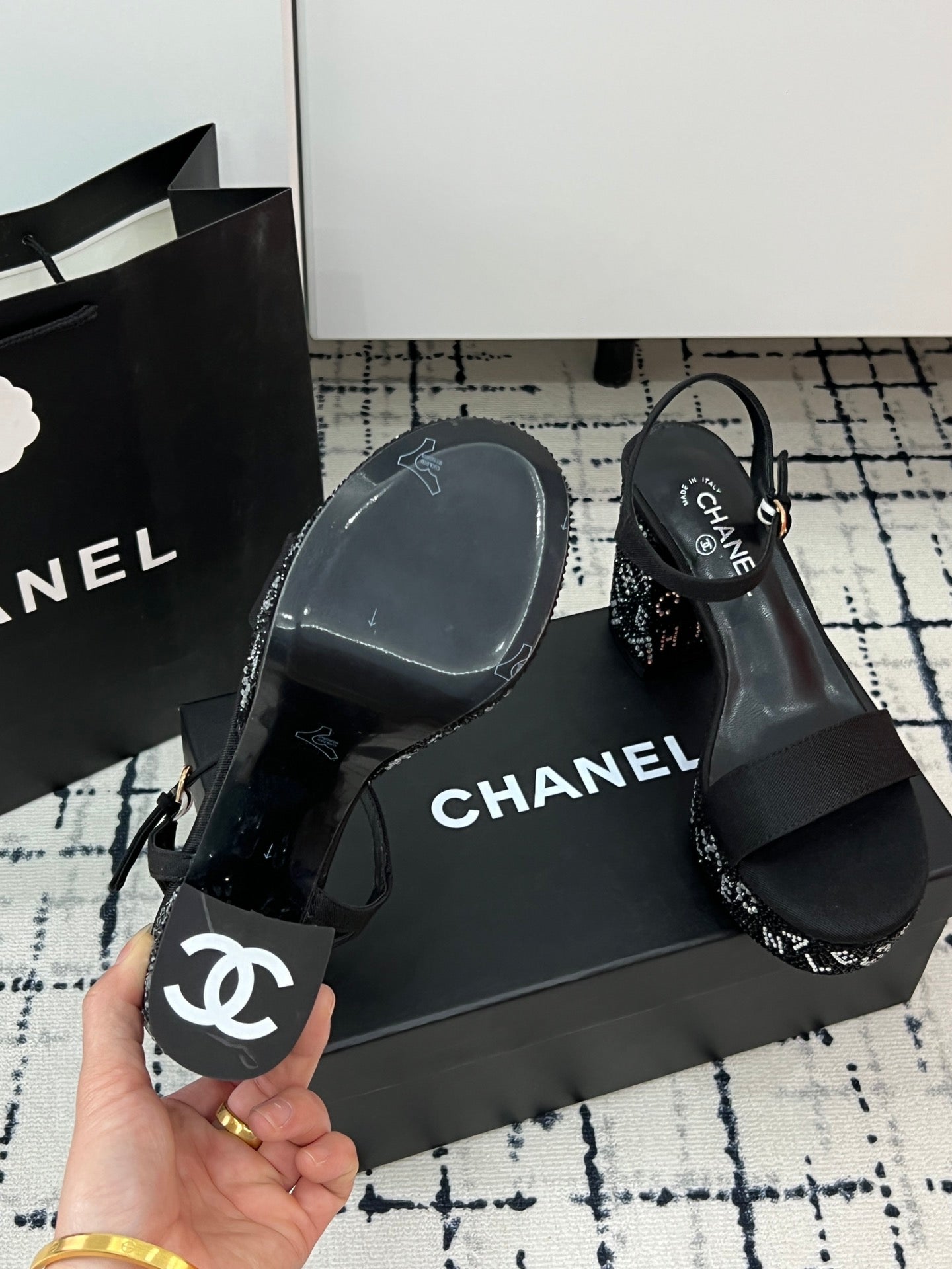 14C41ZDE Stylish High heels