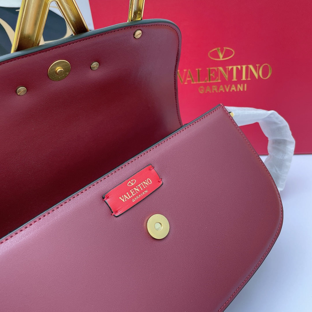 5A45BDE Stylish leather bag