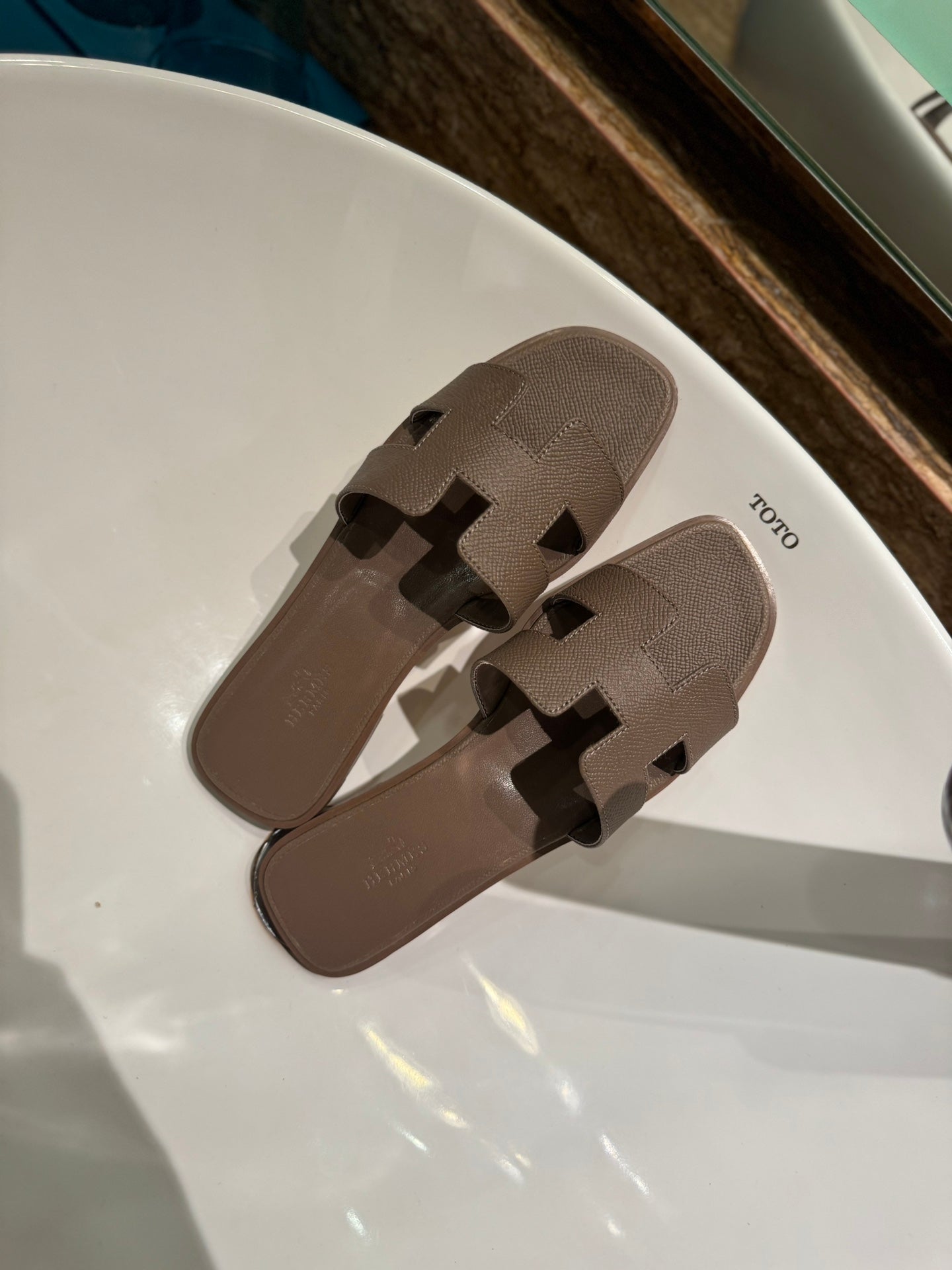 1ZH237ZDE Stylish Slippers