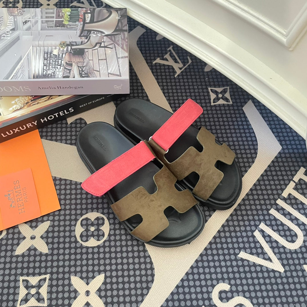 14H2ZDE Stylish sandals