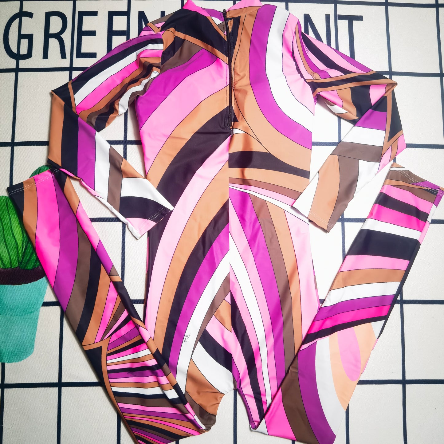 145ZA363YDE Stylish Long sleeve swimsuit