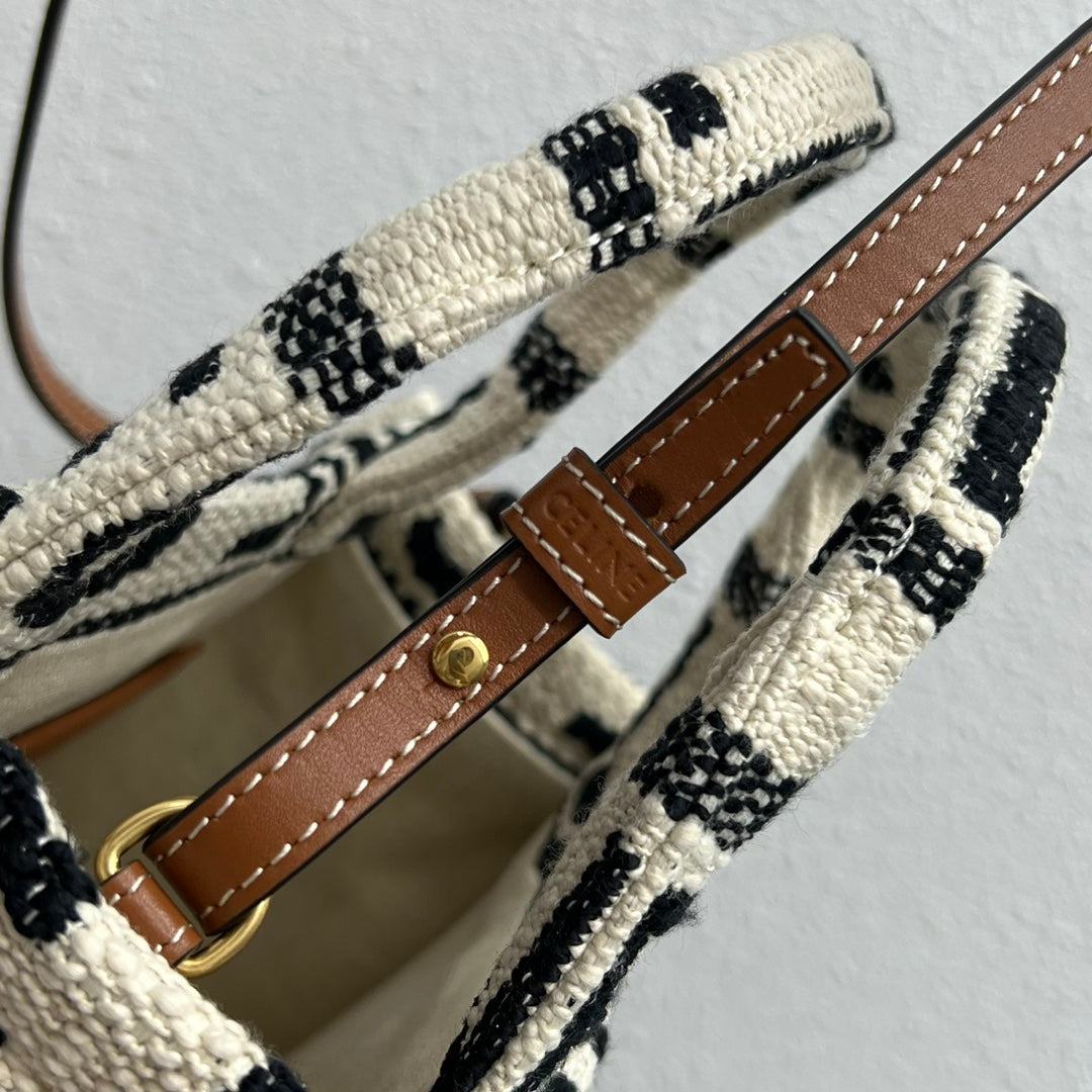 175RCL5BDE Stylish Canvas handbag
