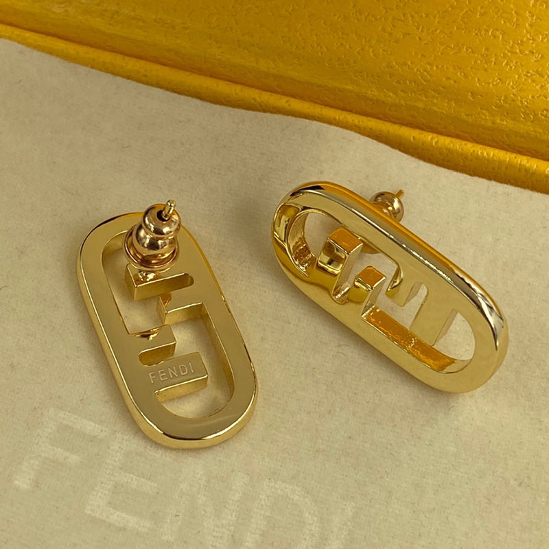 3F530EDE Stylish Earrings