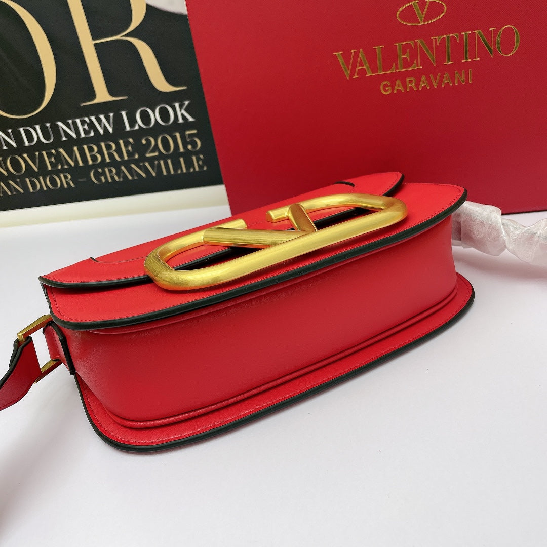 5A45BDE Stylish leather bag